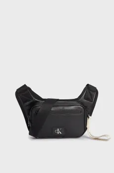 Мужская черная поясная сумка TAGGED APRON CAMERA BAG22 Черный ONESIZE Calvin Klein K50K510703