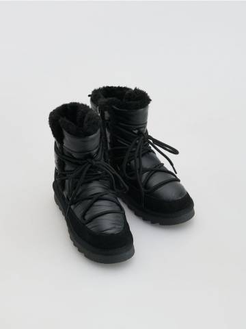 Reserved - Утеплені зимові черевики на шнурівці - чорний - 672HG-99X Reserved - Утеплені зимові черевики на шнурівці - чорний - 672HG-99X
