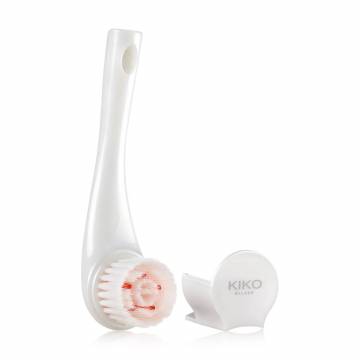 Щетка для очищения лица Kiko Milano Cleansing Brush, 1 шт Щетка для очищения лица Kiko Milano Cleansing Brush, 1 шт