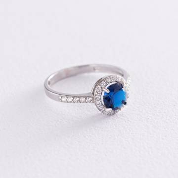 Серебряное кольцо с белыми и синими фианитами 112582 Серебряное кольцо с белыми и синими фианитами 112582