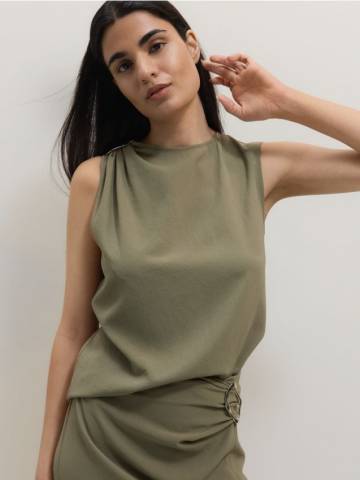 Reserved - LADIES` TOP - світло-оливковий - 460EN-81X Reserved - LADIES` TOP - світло-оливковий - 460EN-81X