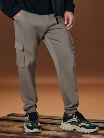 Штани tapered cargo fit - кавовий Штани tapered cargo fit - кавовий