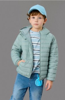 Стьобана куртка з капюшоном - пильно-зелений