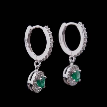 Золотые серьги с бриллиантами и изумрудами LDE0523-p Золотые серьги с бриллиантами и изумрудами LDE0523-p