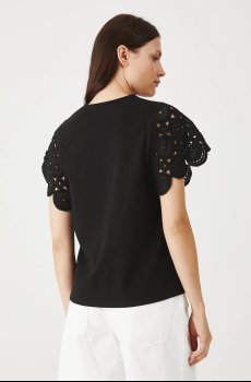 Футболка Medicine