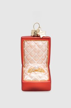 Красная елочная игрушка Wedding ring box