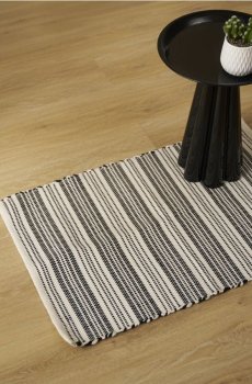 Смугастий килим - чорний