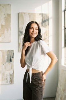 Футболка, зав’язана на талії - білий