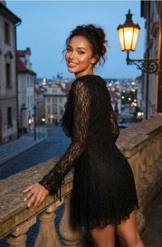 Міні сукня babydoll з мереживом - чорний