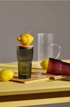 Рифлений кухоль зі соломинкою - темно-сірий