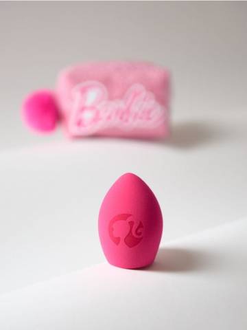 Спонж для макіяжу Barbie - рожевий Спонж для макіяжу Barbie - рожевий