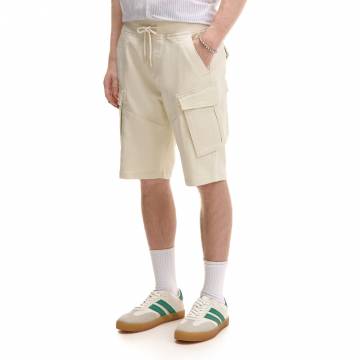Cropp - Шорти з накладними кишенями - кремовий
