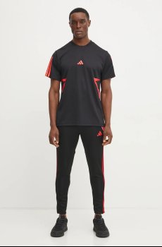 Футболка adidas Tiro