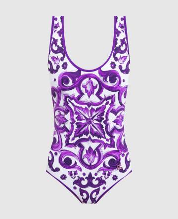 Белый купальник с принтом