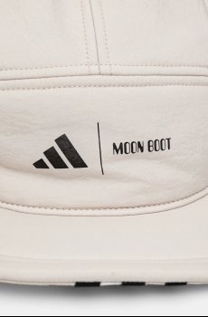Кепка adidas x Moon Boot