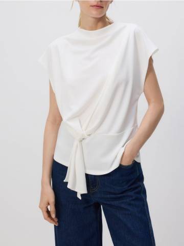 Reserved - Гладка блузка з високим вмістом модалу - кремовий - WC371-01X