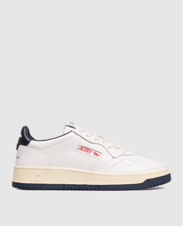 Белые кожаные кроссовки MEDALIST Maison Kitsune с логотипом Белые кожаные кроссовки MEDALIST Maison Kitsune с логотипом
