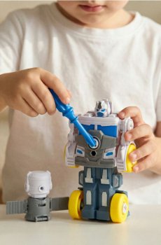 Іграшка – Трансформуючий робот для збирання - синій