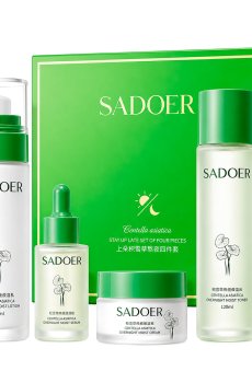 Набор для лица Sadoer Centella Asiatica Soothing Repair Suit (тонер, 120 мл + лосьон, 105 мл + сыворотка, 30 мл + крем, 30 мл)