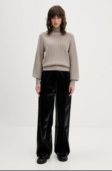 Спортивные штаны adidas Originals Holiday Tp