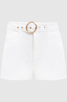 Белые джинсовые шорты с поясом