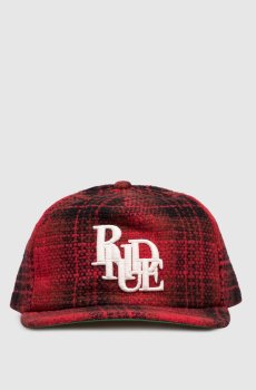 Красная кепка в клетку с логотипом Scramble