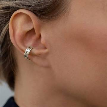 Серебряная серьга - каффа "Lorette" 122871 Серебряная серьга - каффа "Lorette" 122871