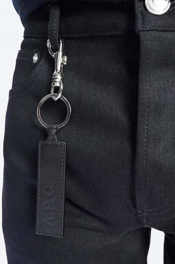 Брелок A.P.C. Porte-clefs PXAWV.H63108-BLACK Брелок A.P.C. Porte-clefs PXAWV.H63108-BLACK