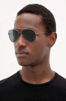 Солнцезащитные очки Ray-Ban