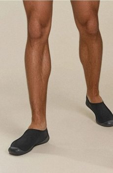 Пляжне взуття - чорний