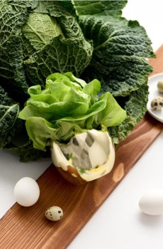 Керамічний великодній горщик для квітів - золотий