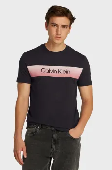 Мужская черная футболка LINEAR OMBRE Черный S Calvin Klein K10K114163