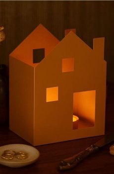 Підсвічник у формі будинку - коричневий