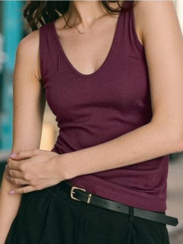 Топ із V-подібним викотом із трикотажу в рубчик - темно-фіолетовий Топ із V-подібним викотом із трикотажу в рубчик - темно-фіолетовий