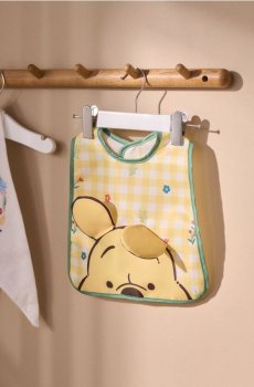 Нагрудник Winnie the Pooh - жовтий