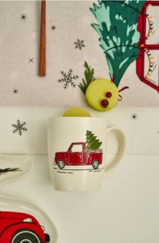 Чашка із принтом різдвяного автомобіля - червоний