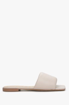 Шльопанці молочні Estro ER00111635