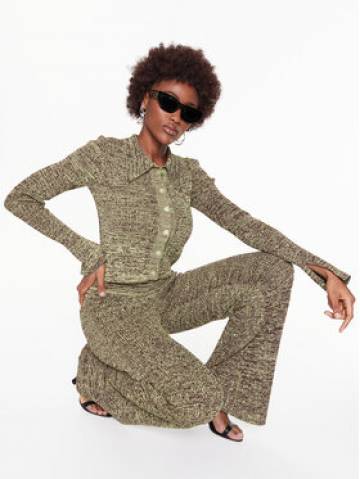 Remain Трикотажні штани Firm Rib Straight RM2102 Зелений Regular Fit Remain Трикотажні штани Firm Rib Straight RM2102 Зелений Regular Fit