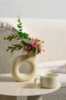 Декоративна рослина у вазі - пастельний рожевий