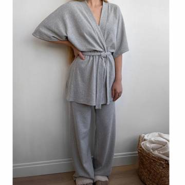 Пижамный комплект женский Miso Waffle штаны и халат, серый, размер M/L (11262) Пижамный комплект женский Miso Waffle штаны и халат, серый, размер M/L (11262)