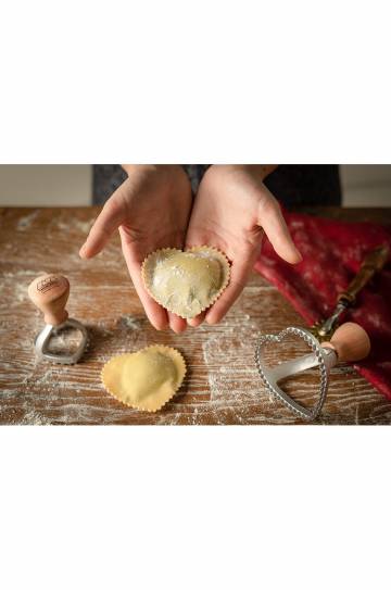 Форма для вырезания ravioli Marcato Classic Line Ravioli Stamp 80 mm Форма для вырезания ravioli Marcato Classic Line Ravioli Stamp 80 mm