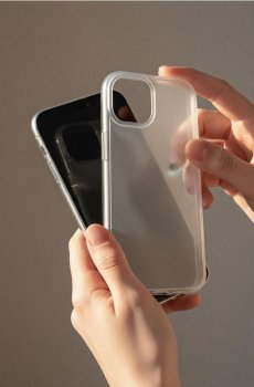 Чохол для iPhone 13/14 - білий