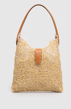 Бежевая сумка с вышивкой