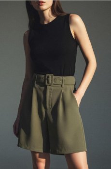 Шорти з зав’язуваним поясом - блідо-зелений