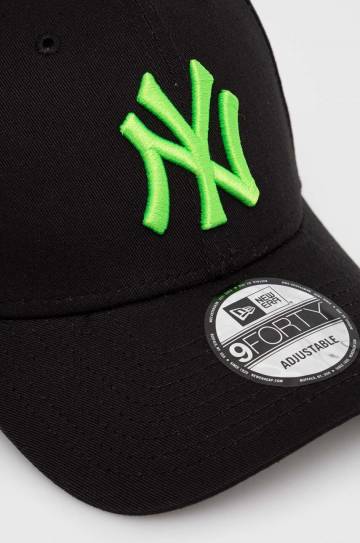 Хлопковая кепка New Era цвет чёрный с аппликацией NEW YORK YANKEES Хлопковая кепка New Era цвет чёрный с аппликацией NEW YORK YANKEES