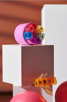 Контейнер - різнобарвний