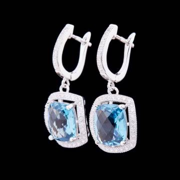 Серьги с голубыми фианитами с20 Серьги с голубыми фианитами с20