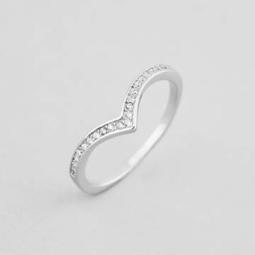 Серебряное кольцо Minimal 510089б-16.5 16.5 Серебряное кольцо Minimal 510089б-16.5 16.5