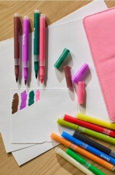 Набір маркерів з блискітками 12 pack - різнобарвний