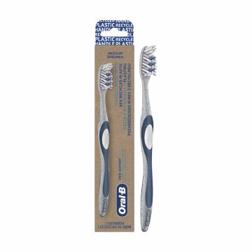 Зубная щетка Oral-B Pro-Expert Extra Clean 40 средней жесткости, 1 шт Зубная щетка Oral-B Pro-Expert Extra Clean 40 средней жесткости, 1 шт